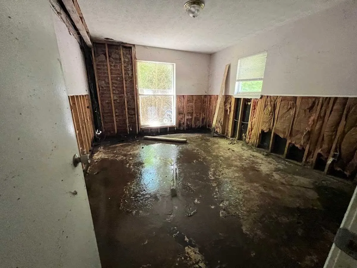 Water Damage Restoration services in Terrytown, LA